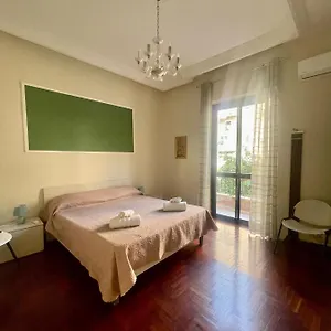 Appartement Dimora Di Maury A Due Passi Dai Trasporti E Da Ballaro, Palerme