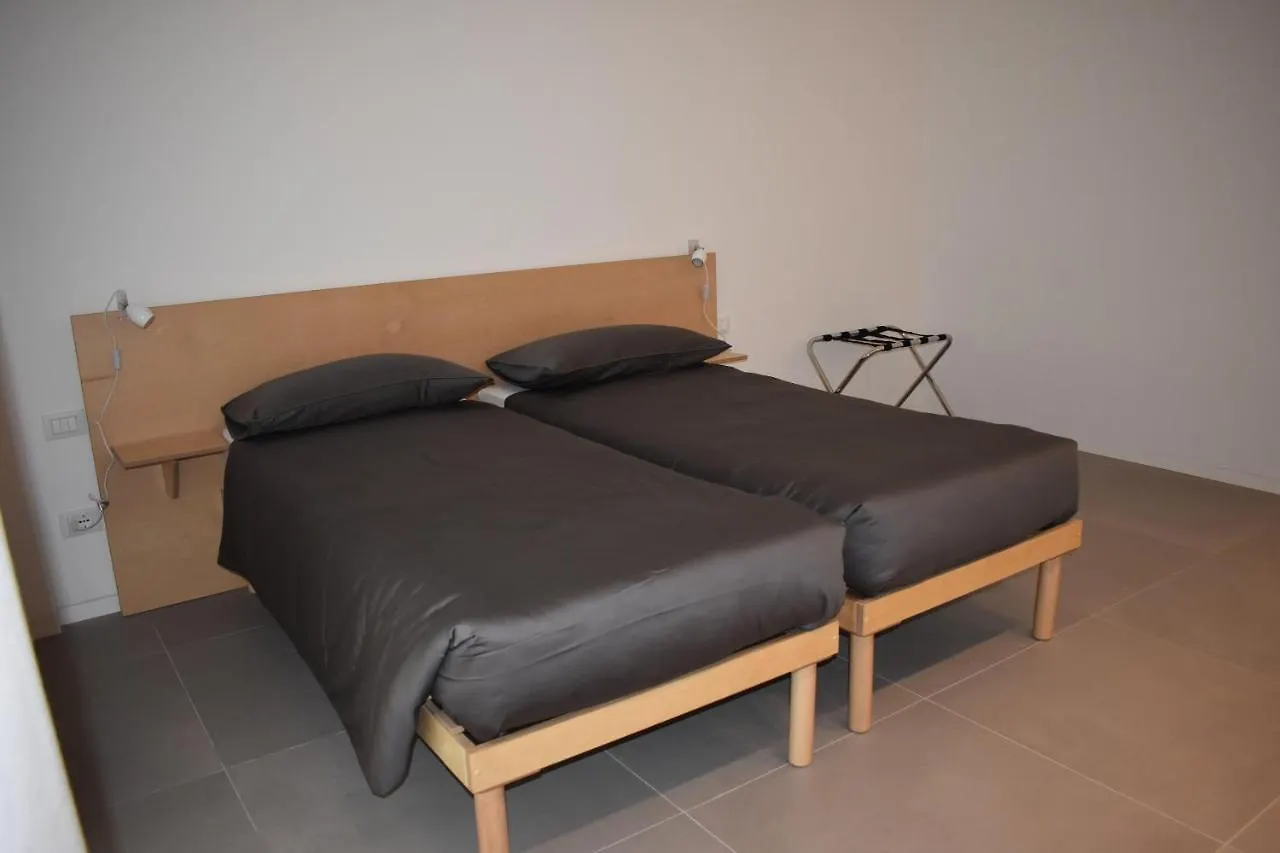 Giachi Friendly Studios A Ballaro Palermo 0*,  Italia